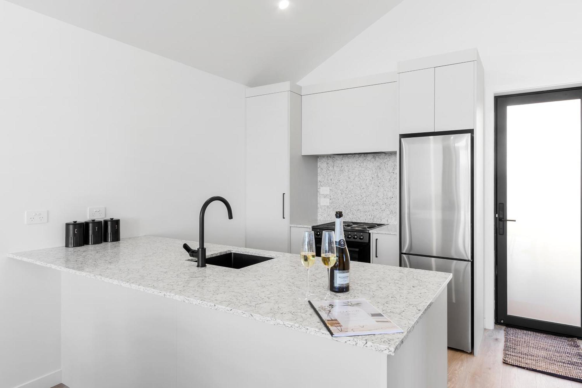 Holiday home Brand New Front Homes Pool Taupo