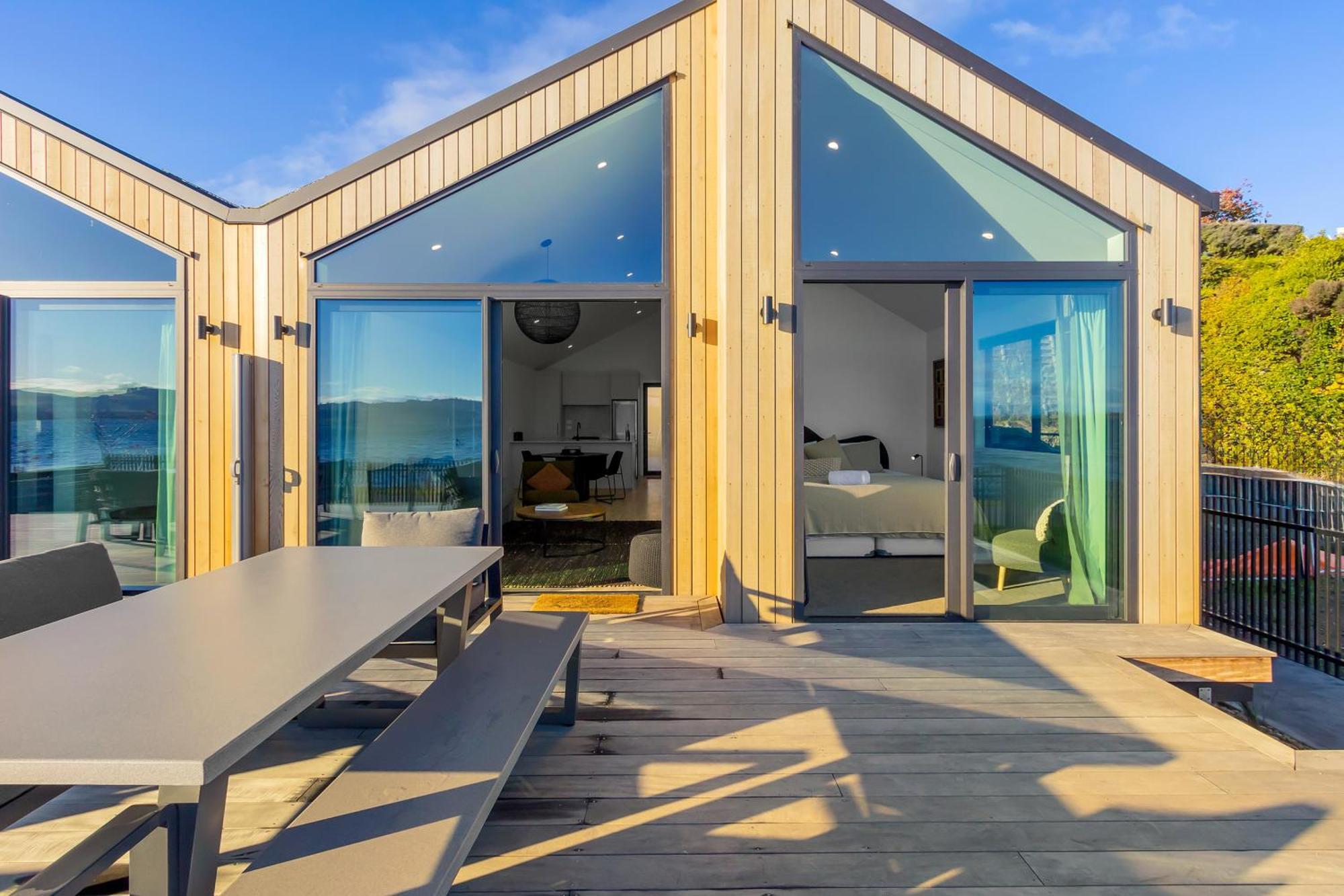 Holiday home Brand New Front Homes Pool Taupo